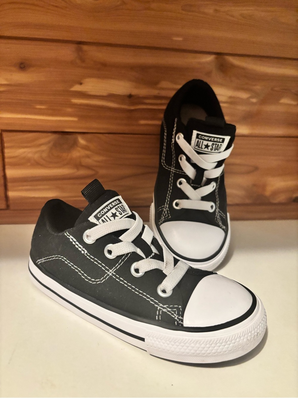 Converse Kids Black Low-Top All Star Sneakers